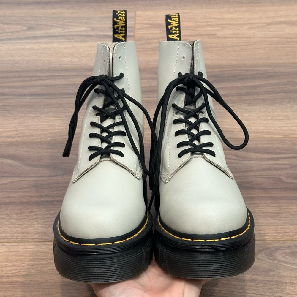 Dr. Martens Audrick 8-Eye Nappa Leather Platform Ankle Boots Cobblestone Grey 9 - Picture 7 of 13